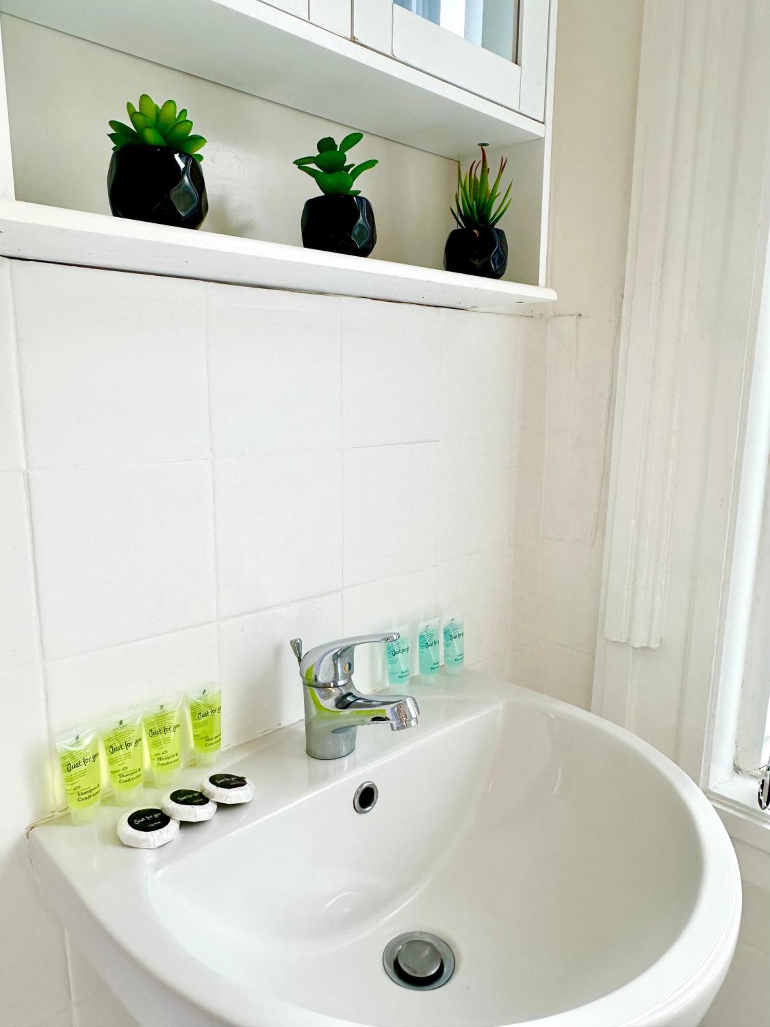 Vila Cosy & Modern 4Bd House Near Anfield Stadium Liverpool Exteriér fotografie